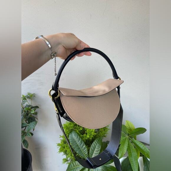 ☘️ YUZEFI CURVED STRUCTURED DORIS BAG IN BEIGE - Picture 17 of 17